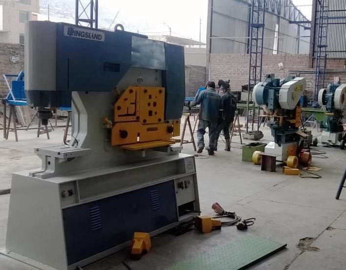 Maquinaria industrial para procesos de producción